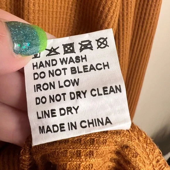 Tickled Teal Mustard Thermal puff sleeve Top, Women’s S - Picture 6 of 6